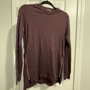 *DONATED* Ann Taylor | NWOT | Women’s Sweater | Side Zipper